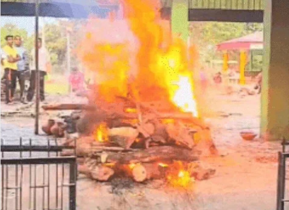 दुल्हन की गला दबाकर हत्या कर दूल्हे ने दी थी जान.. पोस्टमार्टम रिपोर्ट में हुआ खुलासा.. मोबाइल पर आया एक मेसेज बना वजह