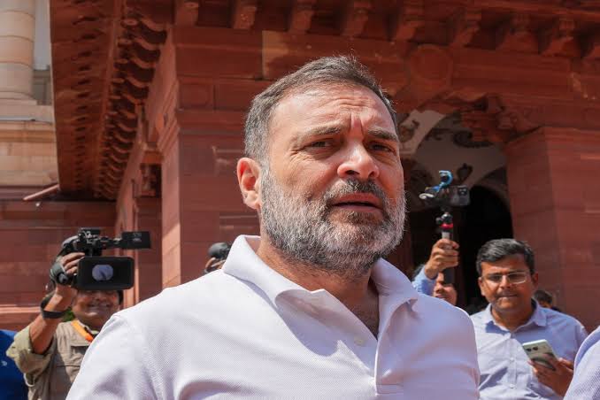 लोकसभा स्पीकर ओम बिरला पर राहुल गांधी ने लगाया आरोप, कहा सदन को अलोकतांत्रिक तरीके से चलाया जा रहा है