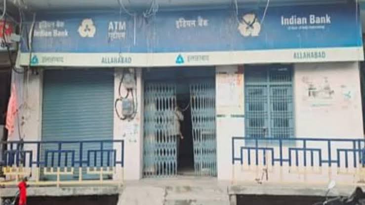 फ़िरोज़ाबाद: इंडियन बैंक के मैनेजर और कैशियर सहित 5 लोग गिरफ्तार, 1 करोड़ 85 लाख से अधिक रुपयों के गबन का मामला 