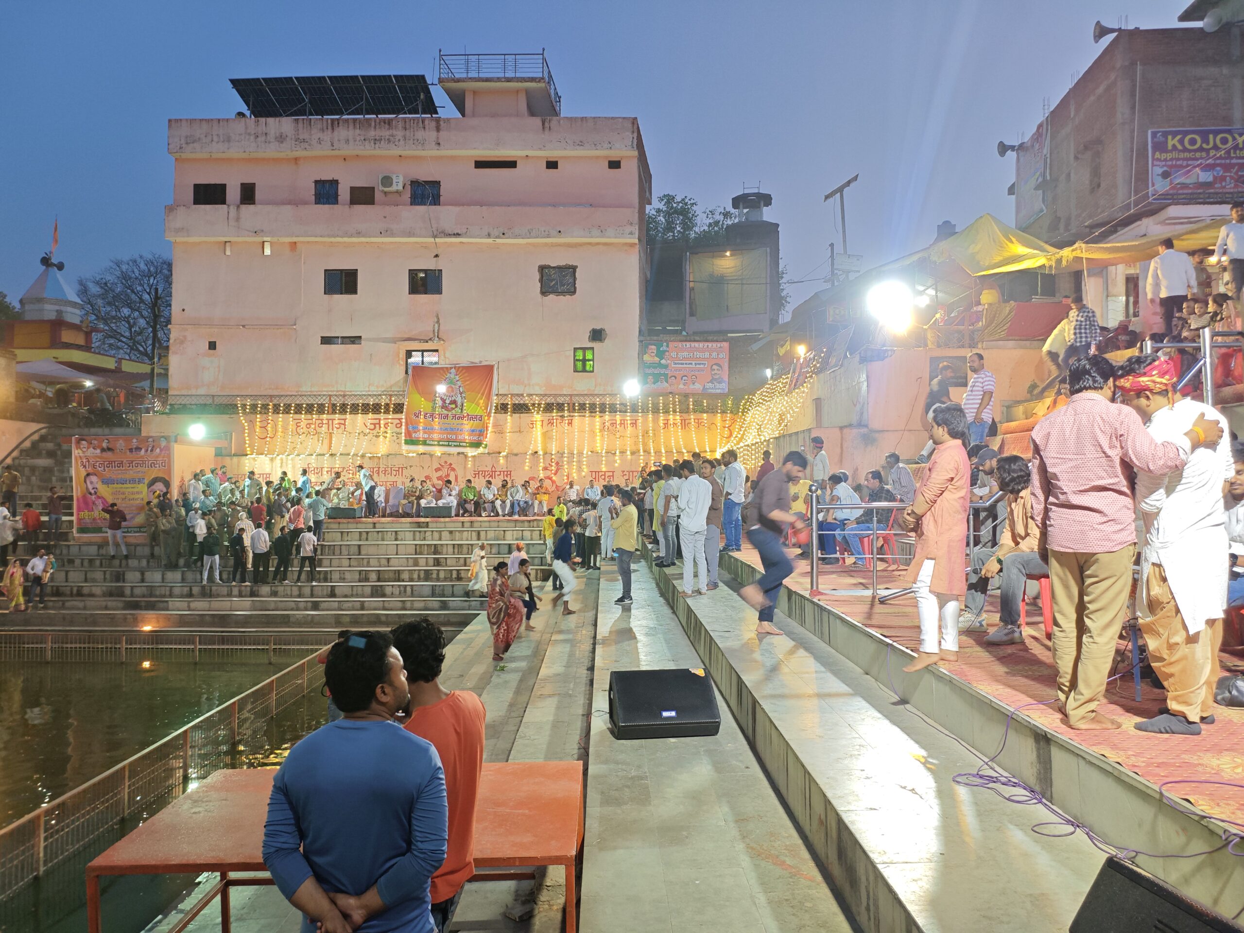 12 अप्रैल शनिवार को विजेथुआ धाम मे बहुत धूमधाम से मनाया गया हनुमान जन्मोत्सव