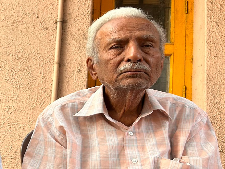 हिंदी साहित्य के एक युग की समाप्ति पंचतत्व में विलीन हुए प्रसिद्ध साहित्यकार विनोद कुमार शुक्ल