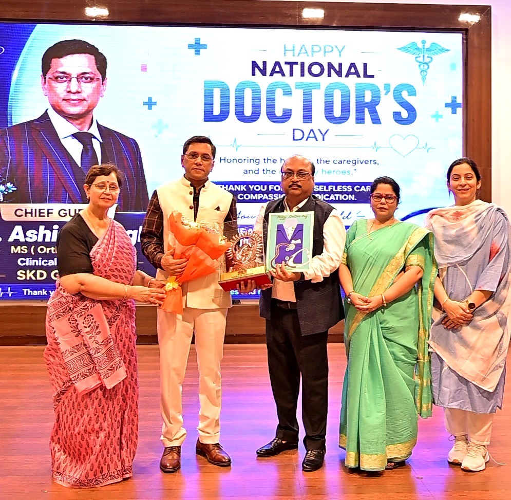SKD Academy की सभी शाखाओं में चिकित्सकों का किया गया सम्मान