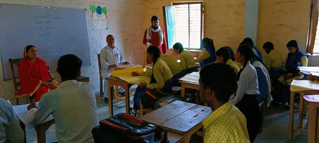 अनुराग बालिका इंटर कॉलेज में चित्रकला एवं भाषण प्रतियोगिता में छात्राओं ने दिखाई प्रतिभा